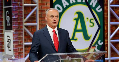 MLB commissioner: 'Sorry' for Oakland fans; A's can compete in Vegas